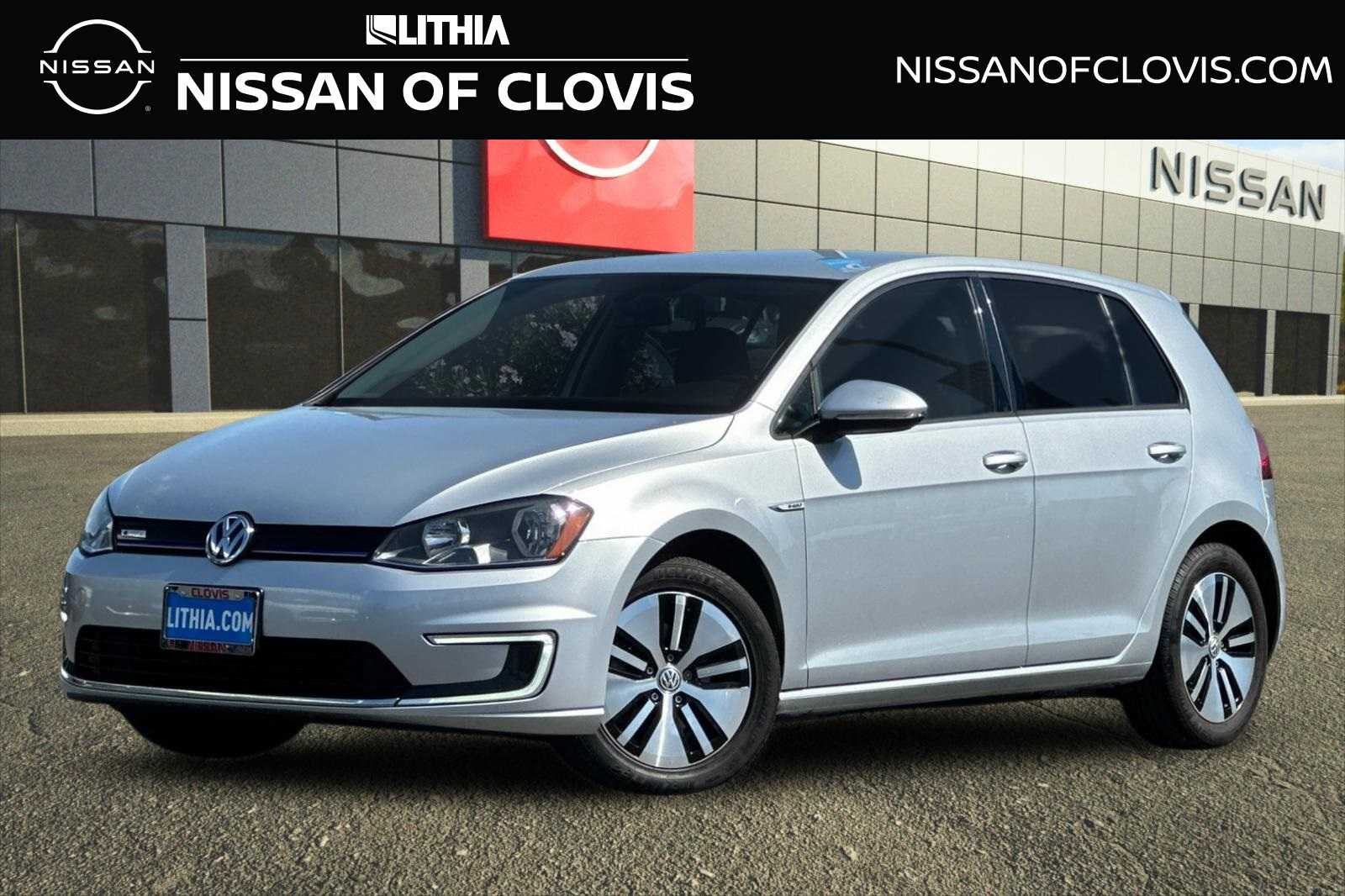 2016 Volkswagen e-Golf SE -
                  Clovis, CA