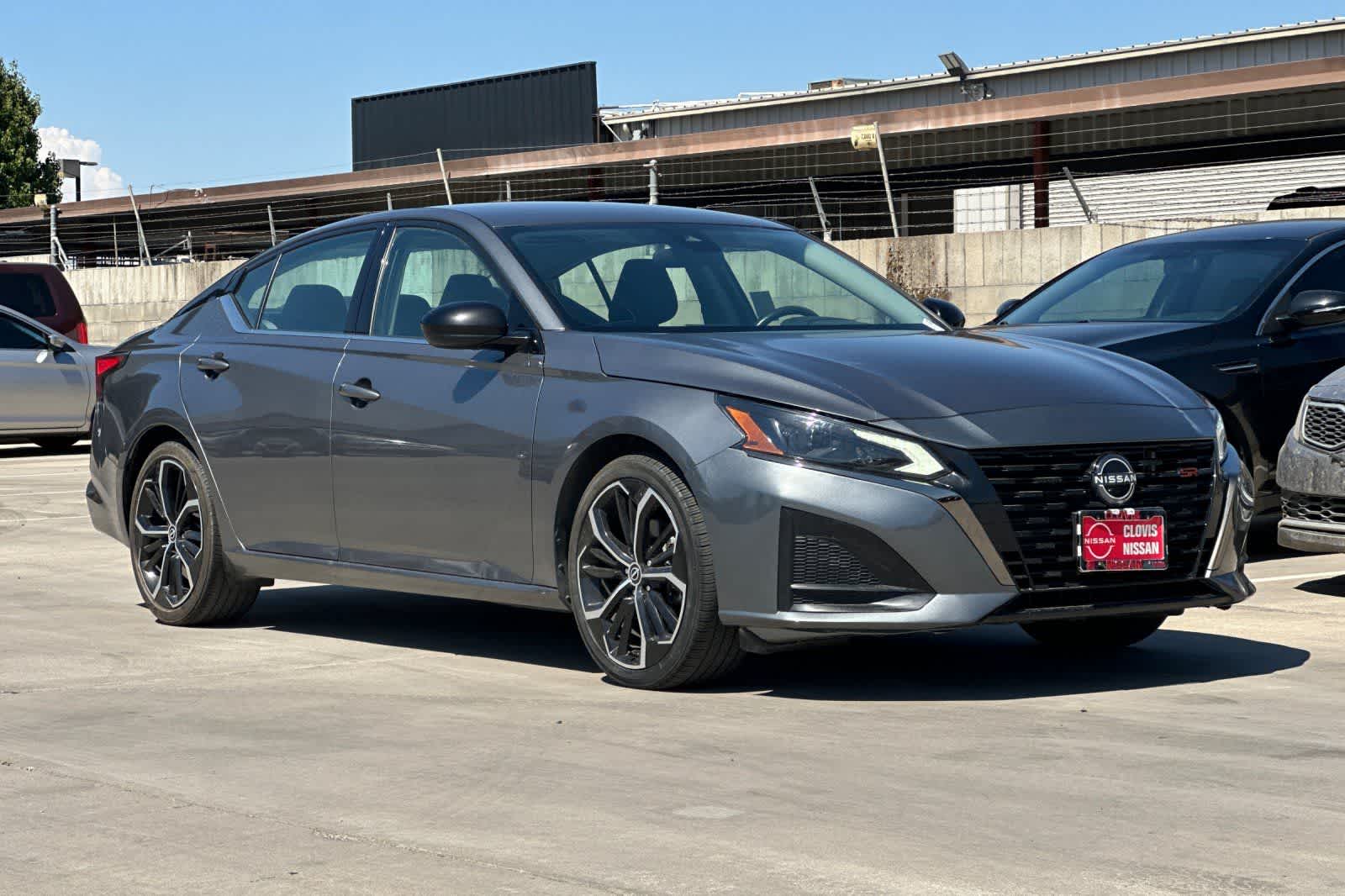 Thumbnail: 2023 Nissan Altima - 10