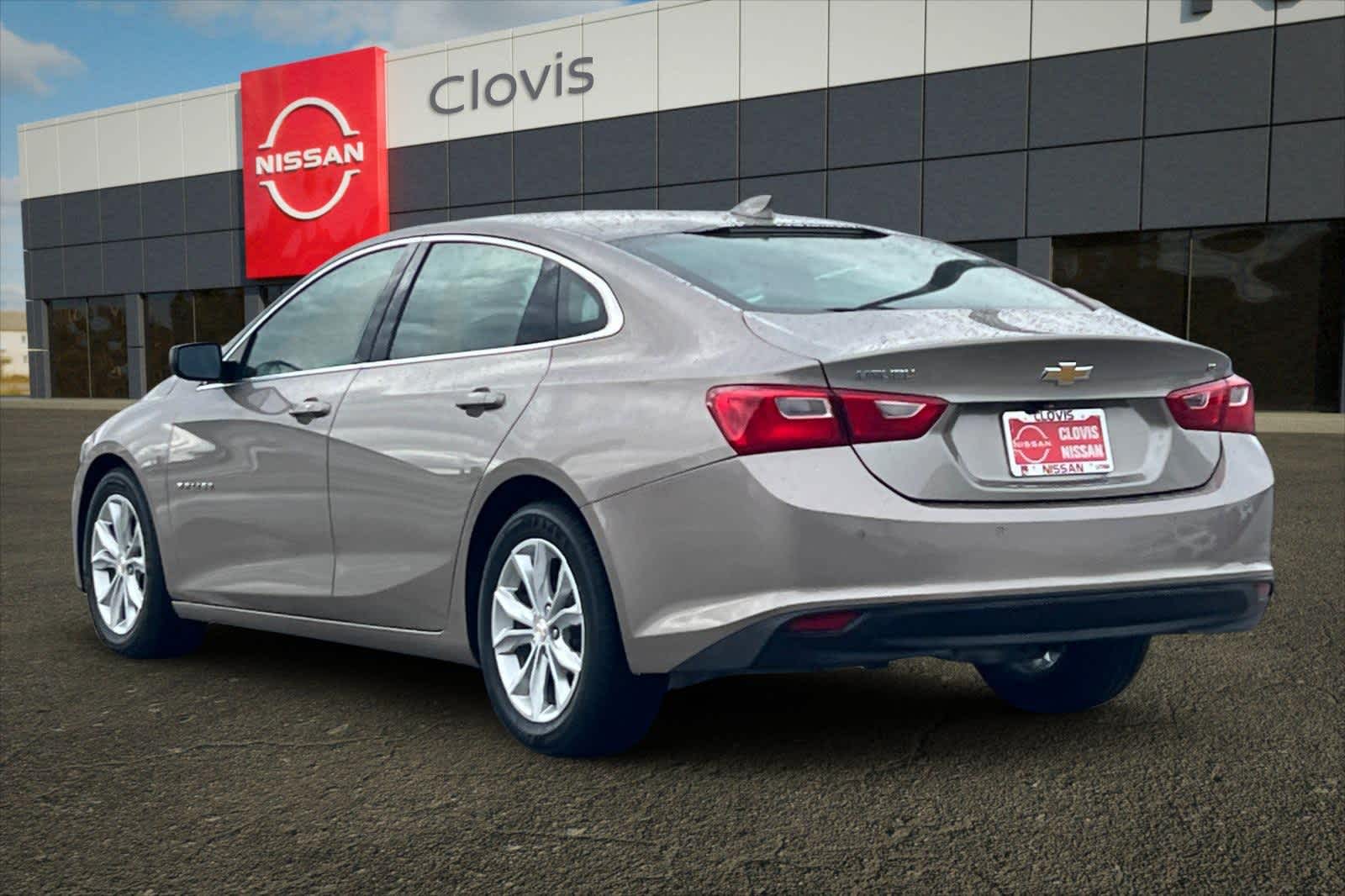 Thumbnail: 2024 Chevrolet Malibu - 7