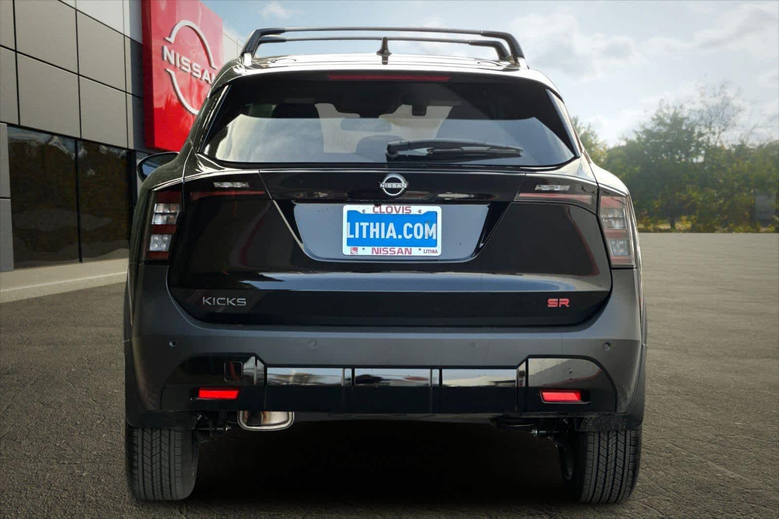 Thumbnail: 2026 Nissan Kicks - 8