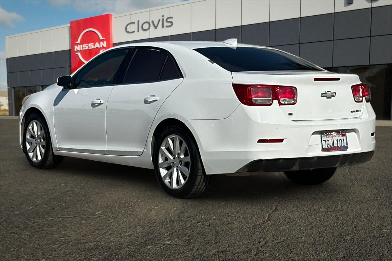 Thumbnail: 2015 Chevrolet Malibu - 7