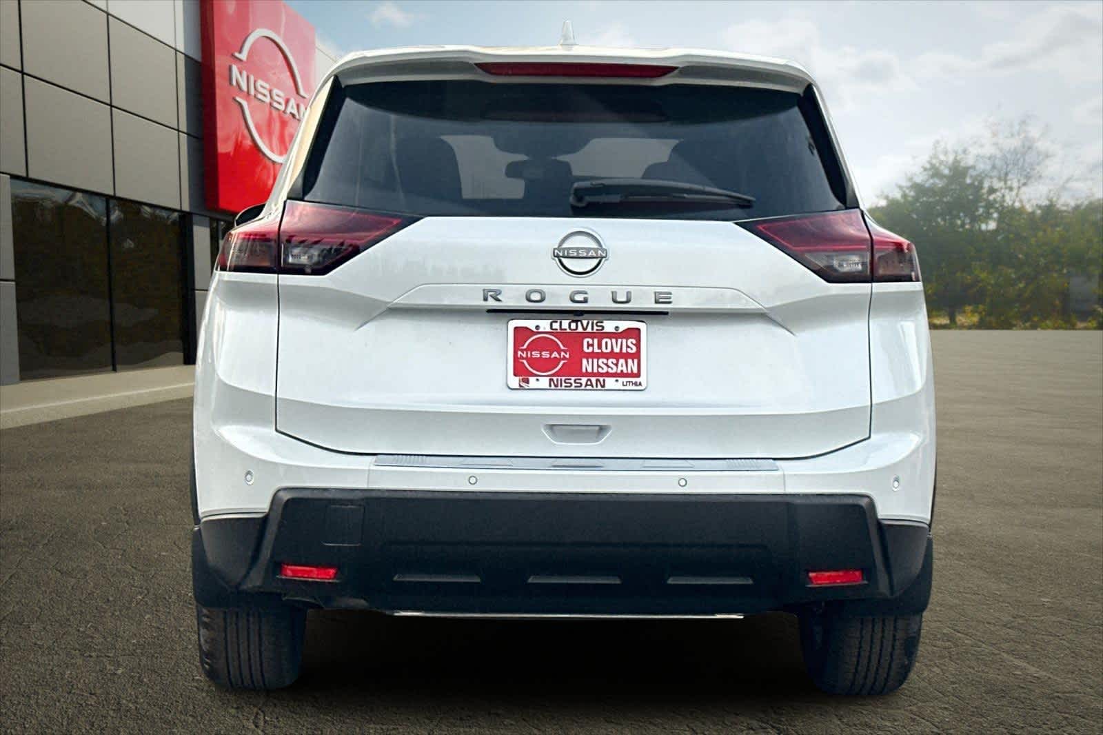 Thumbnail: 2026 Nissan Rogue - 8
