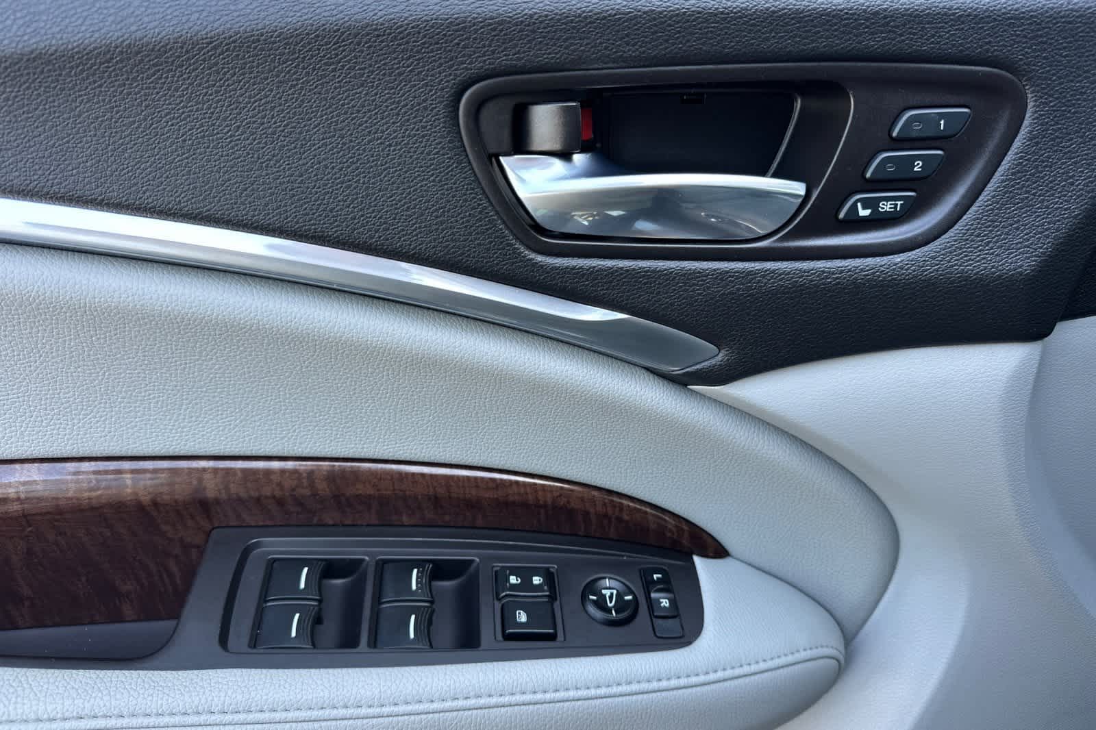 Thumbnail: 2019 Acura MDX - 13