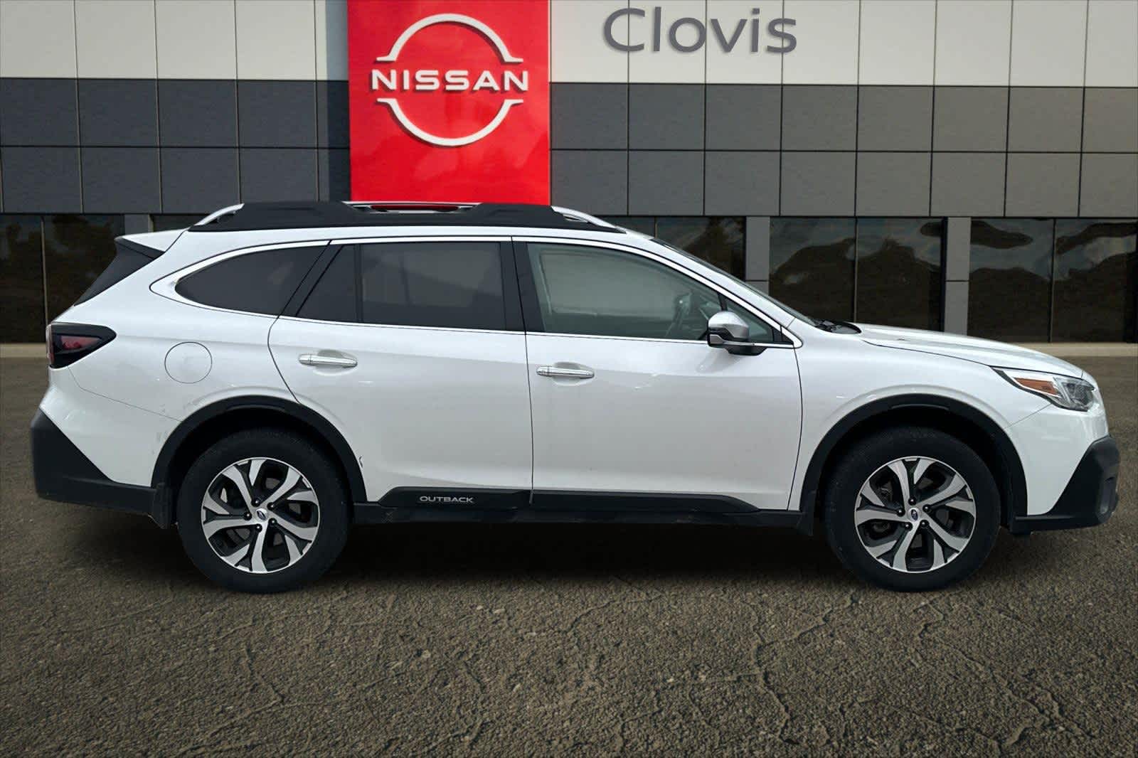 Thumbnail: 2022 Subaru Outback - 9