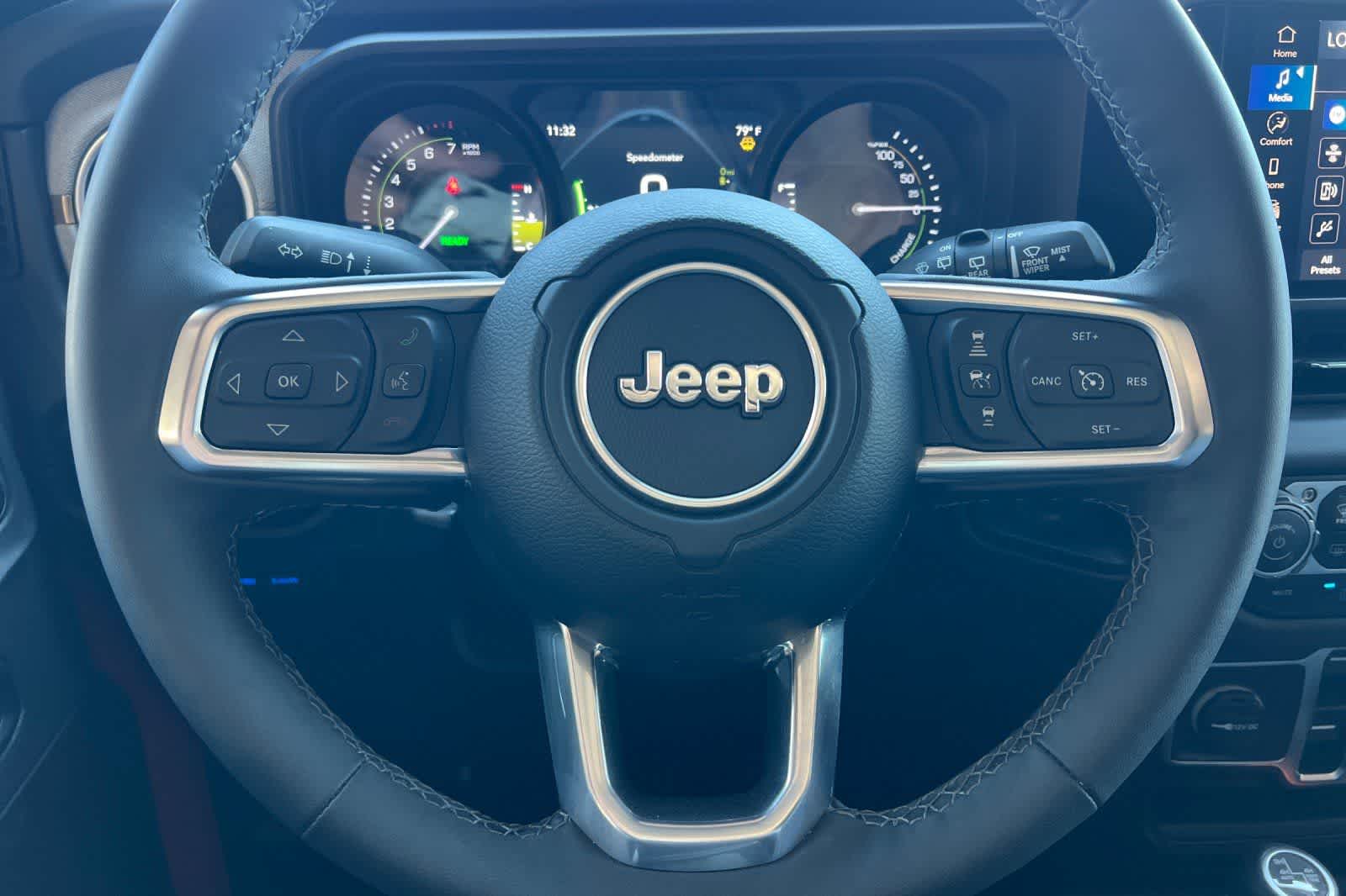 Thumbnail: 2025 Jeep Wrangler - 25