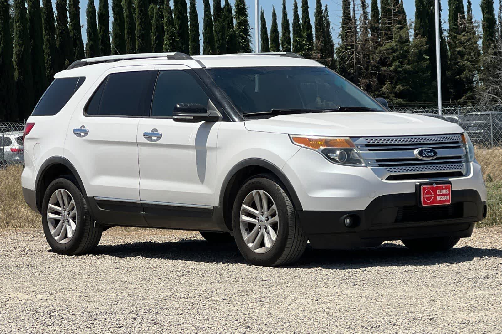 Thumbnail: 2013 Ford Explorer - 10