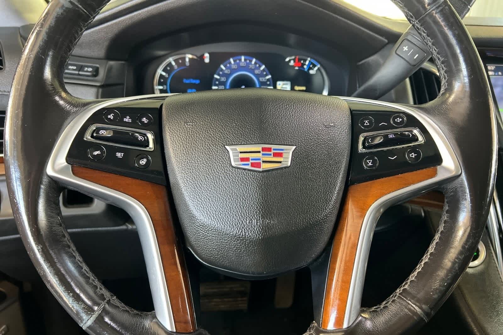 2018 Cadillac Escalade Luxury 26