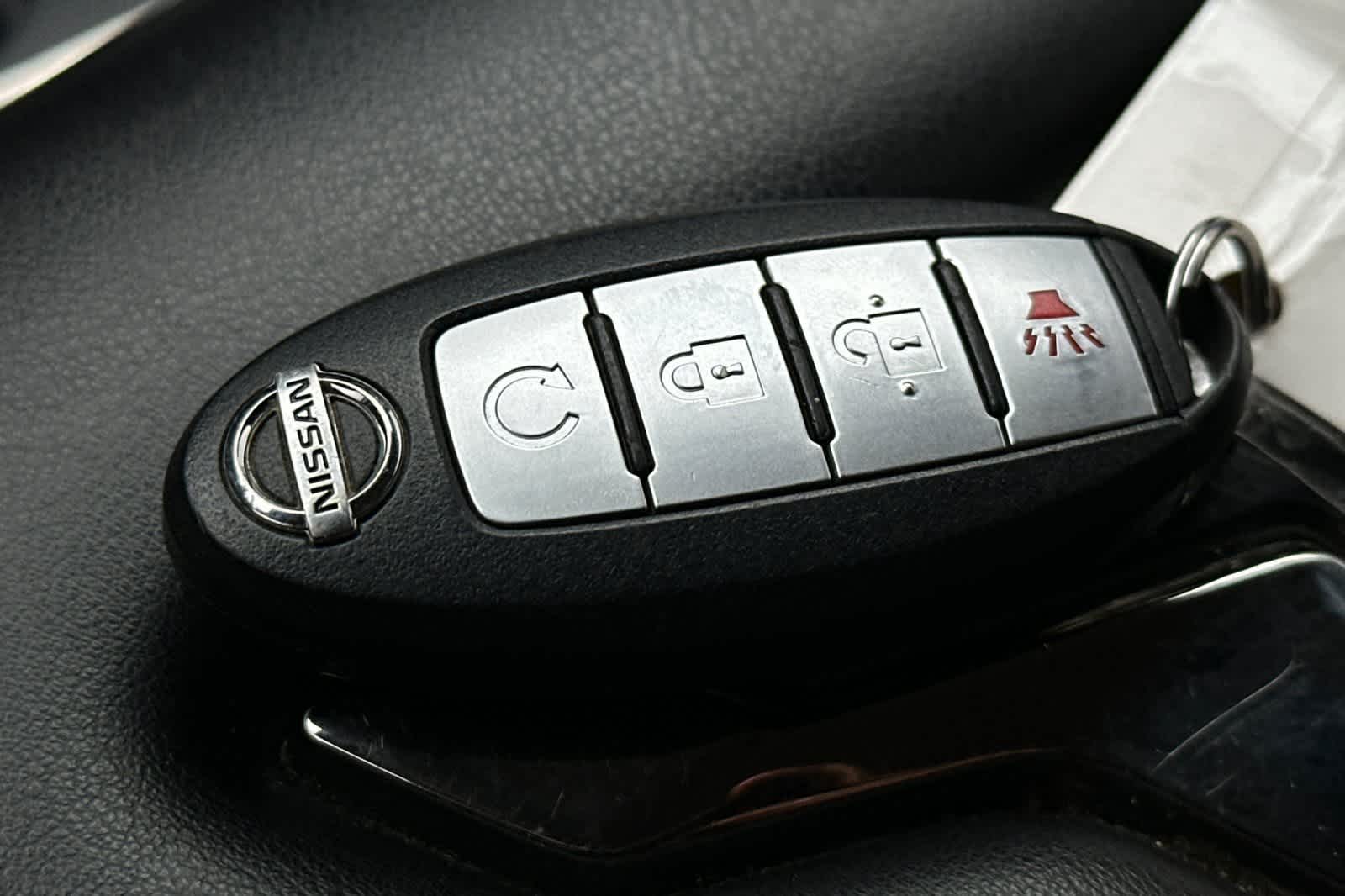 Thumbnail: 2018 Nissan Titan - 23