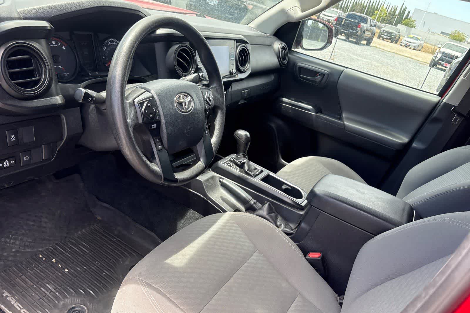 Thumbnail: 2020 Toyota Tacoma - 14