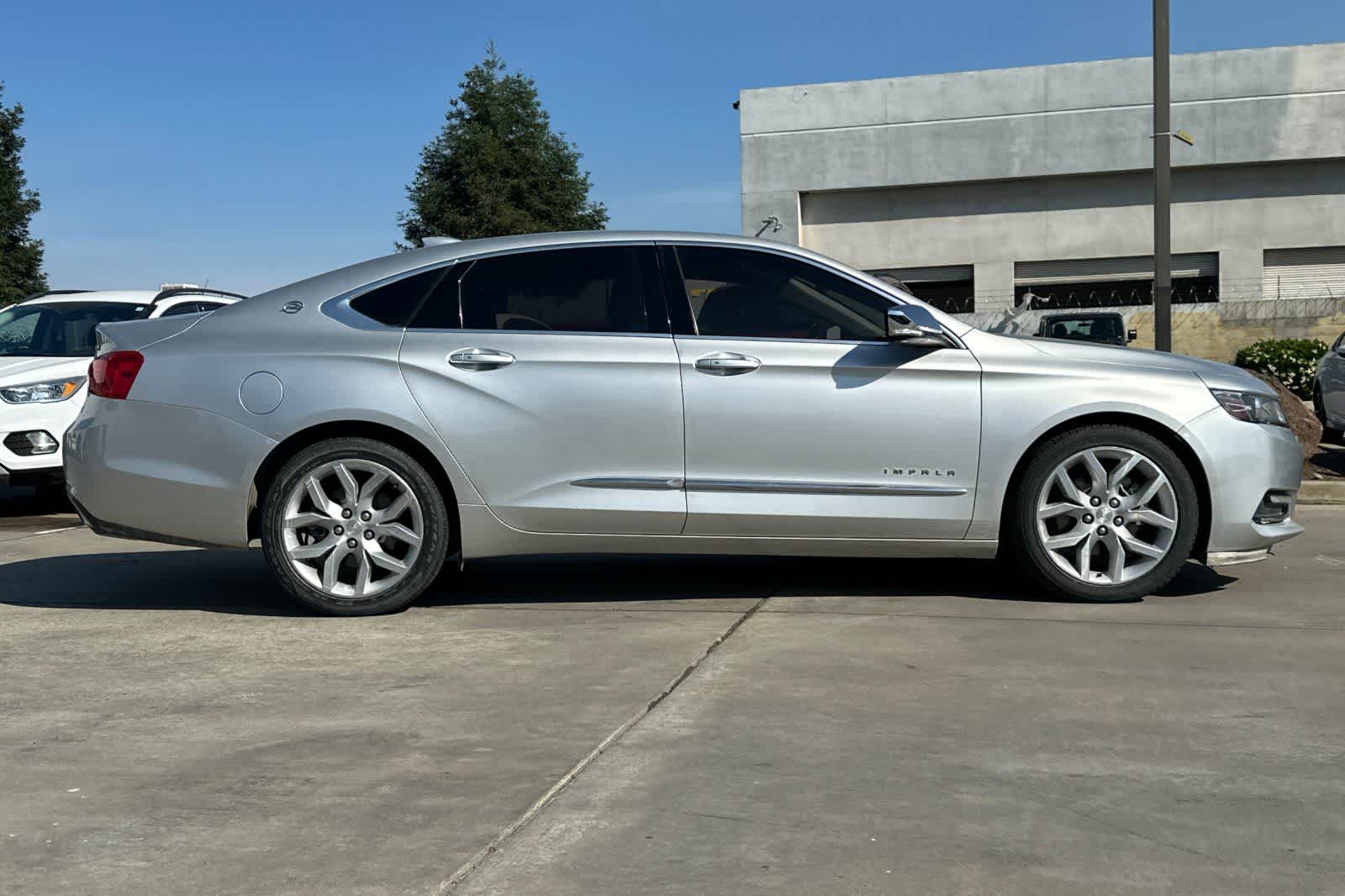 Thumbnail: 2019 Chevrolet Impala - 9