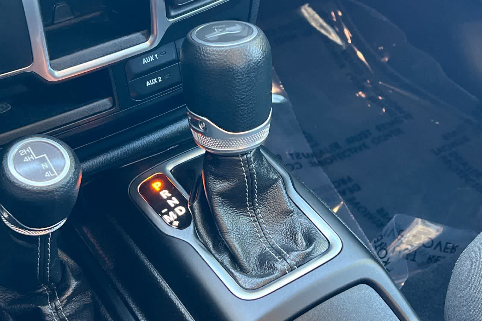 Thumbnail: 2024 Jeep Wrangler - 25