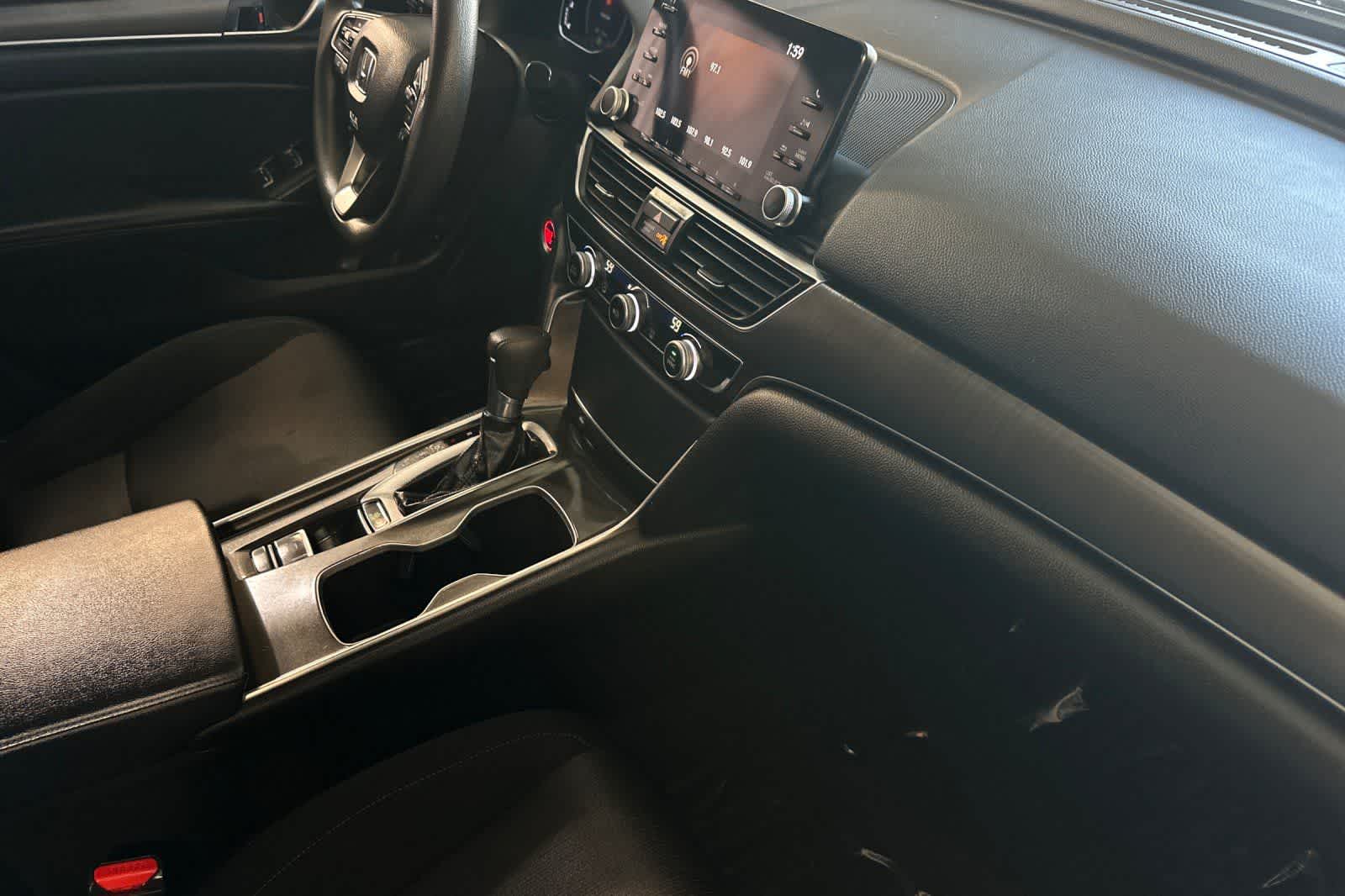 Thumbnail: 2018 Honda Accord - 18