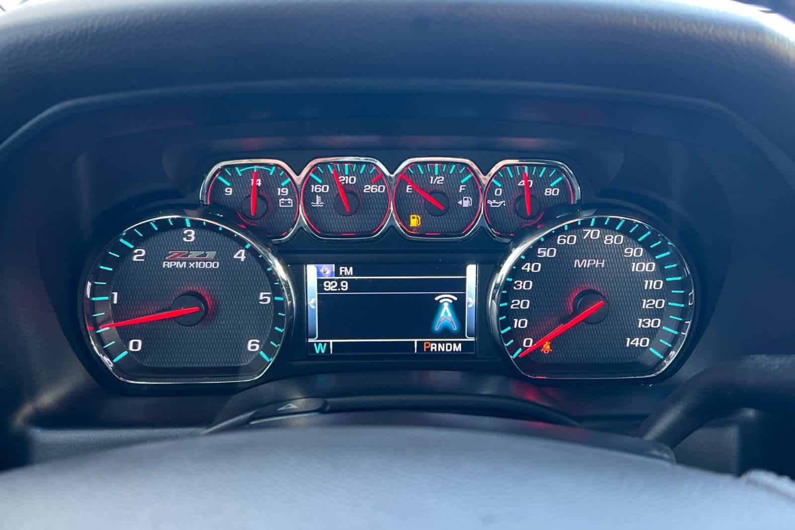 Thumbnail: 2015 Chevrolet Silverado 1500 - 29