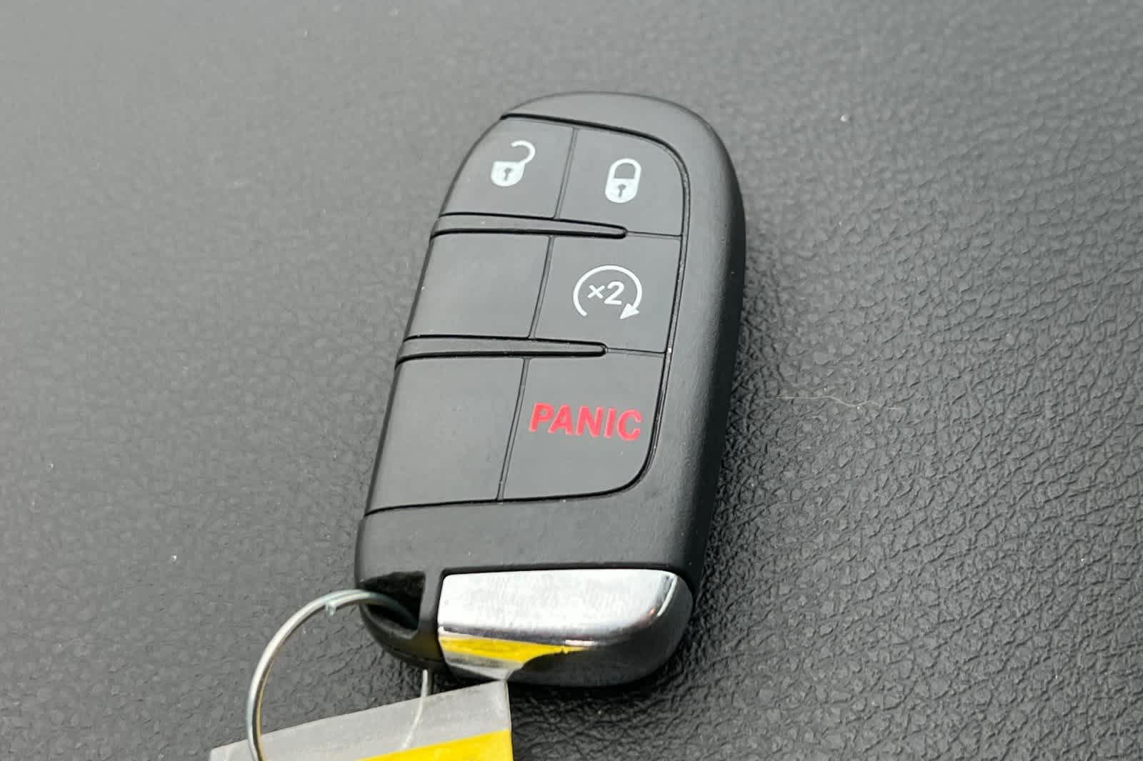 Thumbnail: 2018 Jeep Renegade - 23