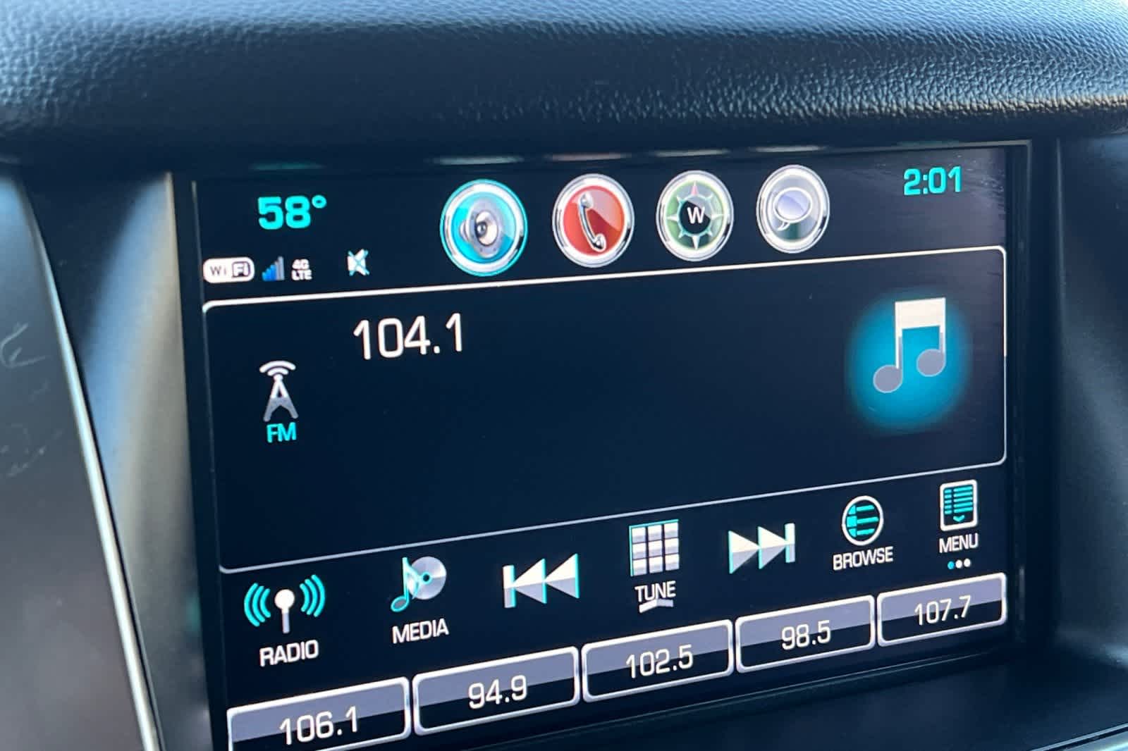 Thumbnail: 2020 Chevrolet Tahoe - 24