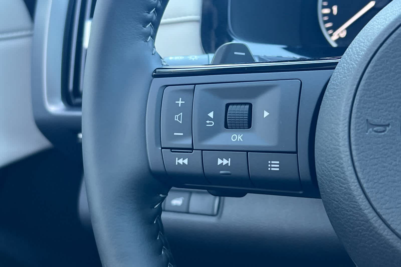 Thumbnail: 2025 Nissan Pathfinder - 31