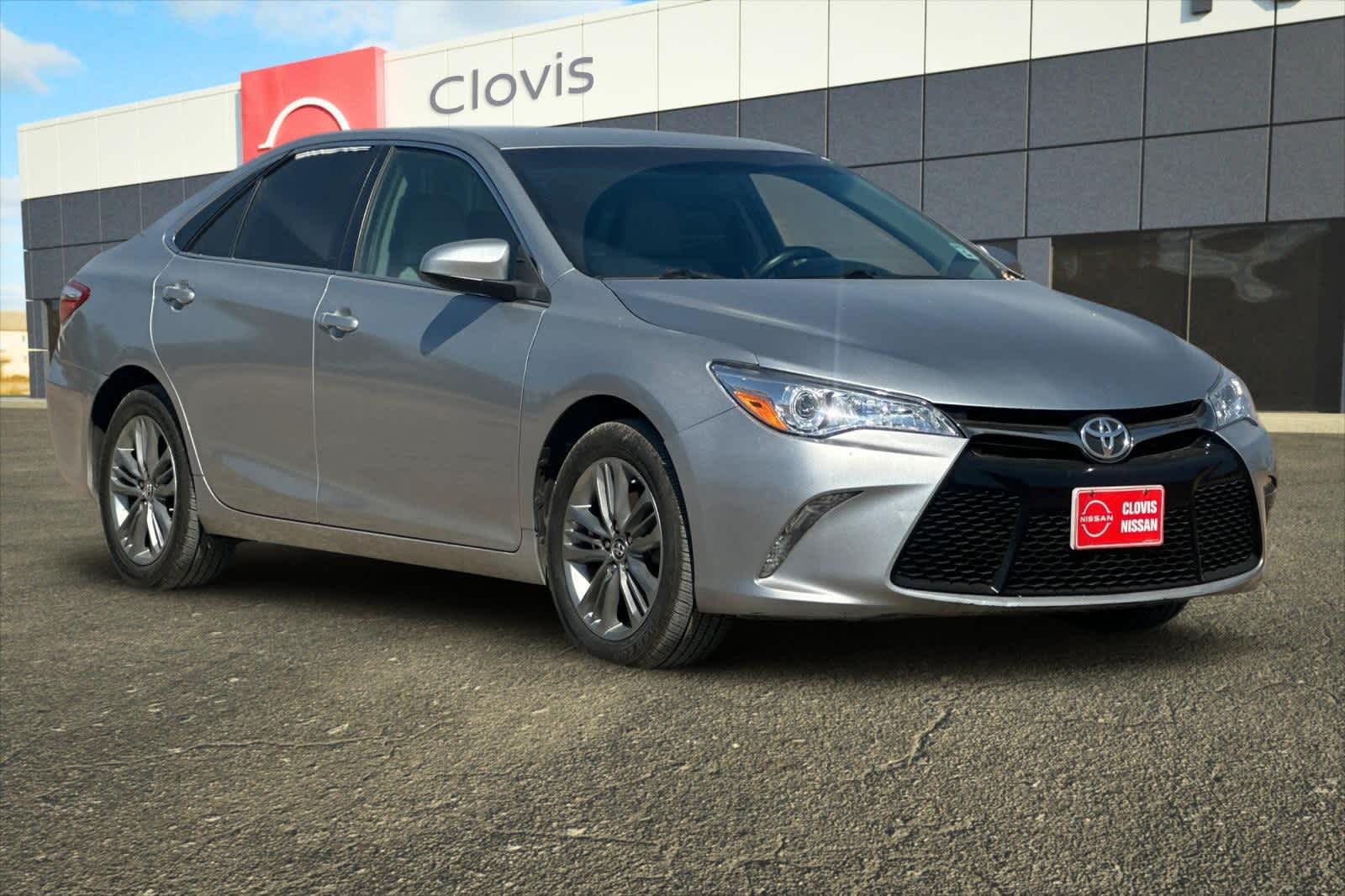 Thumbnail: 2016 Toyota Camry - 10