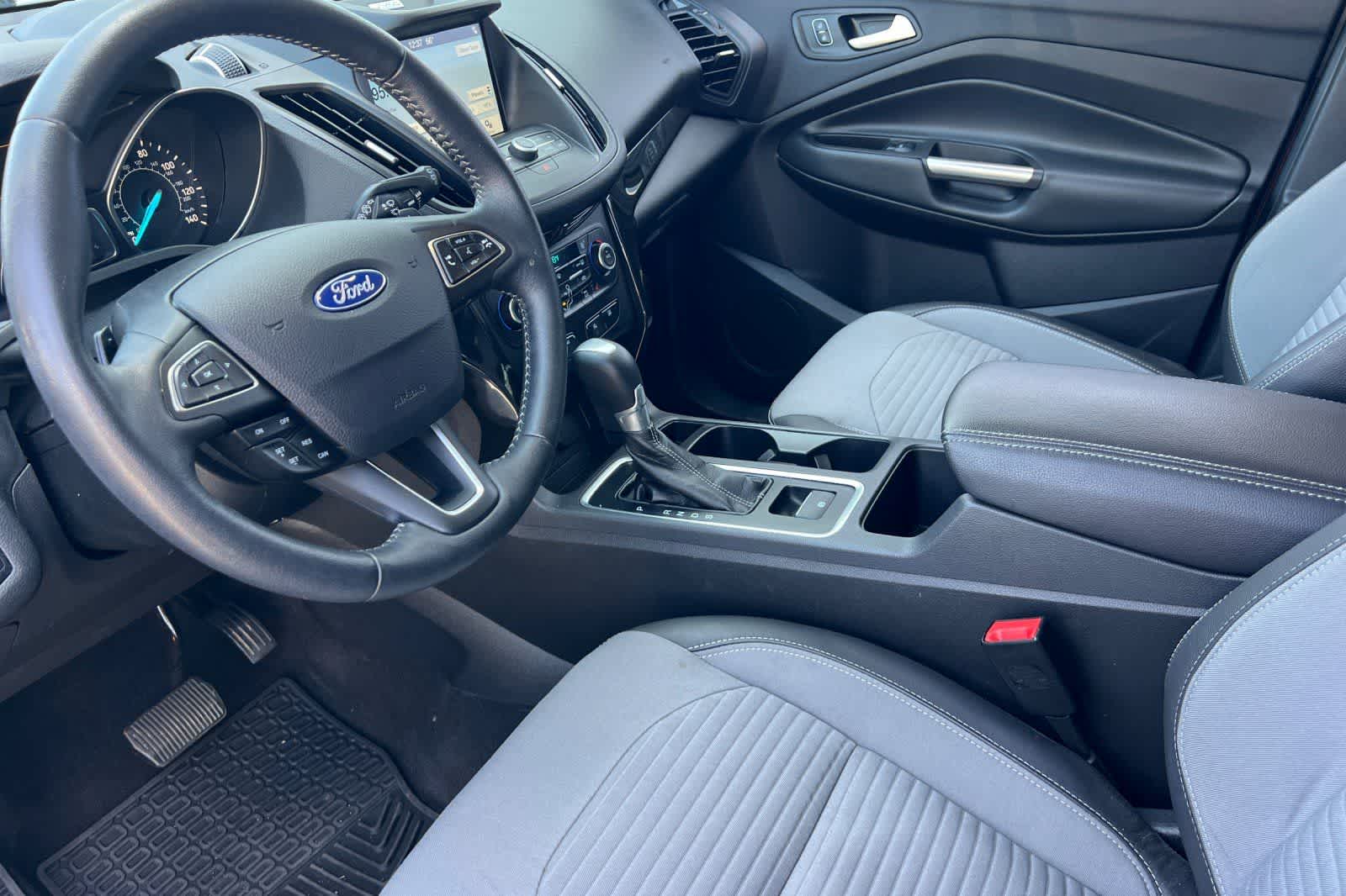 Thumbnail: 2018 Ford Escape - 14