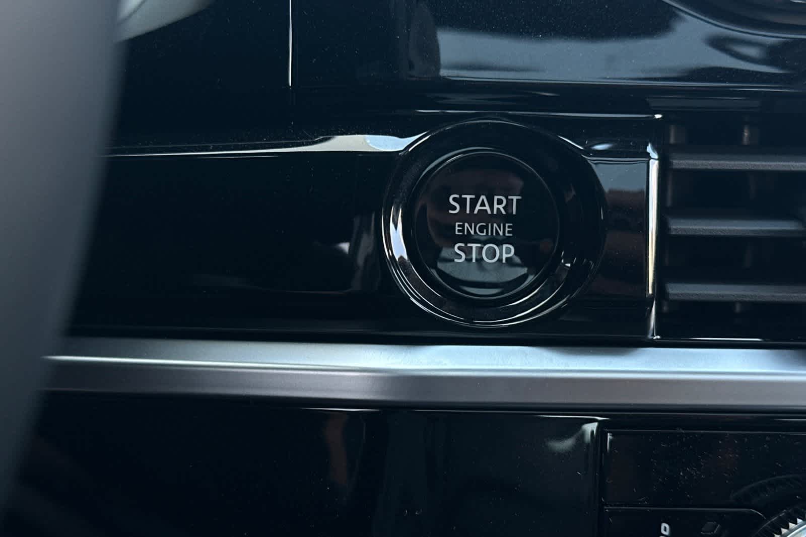 Thumbnail: 2025 Nissan Pathfinder - 28