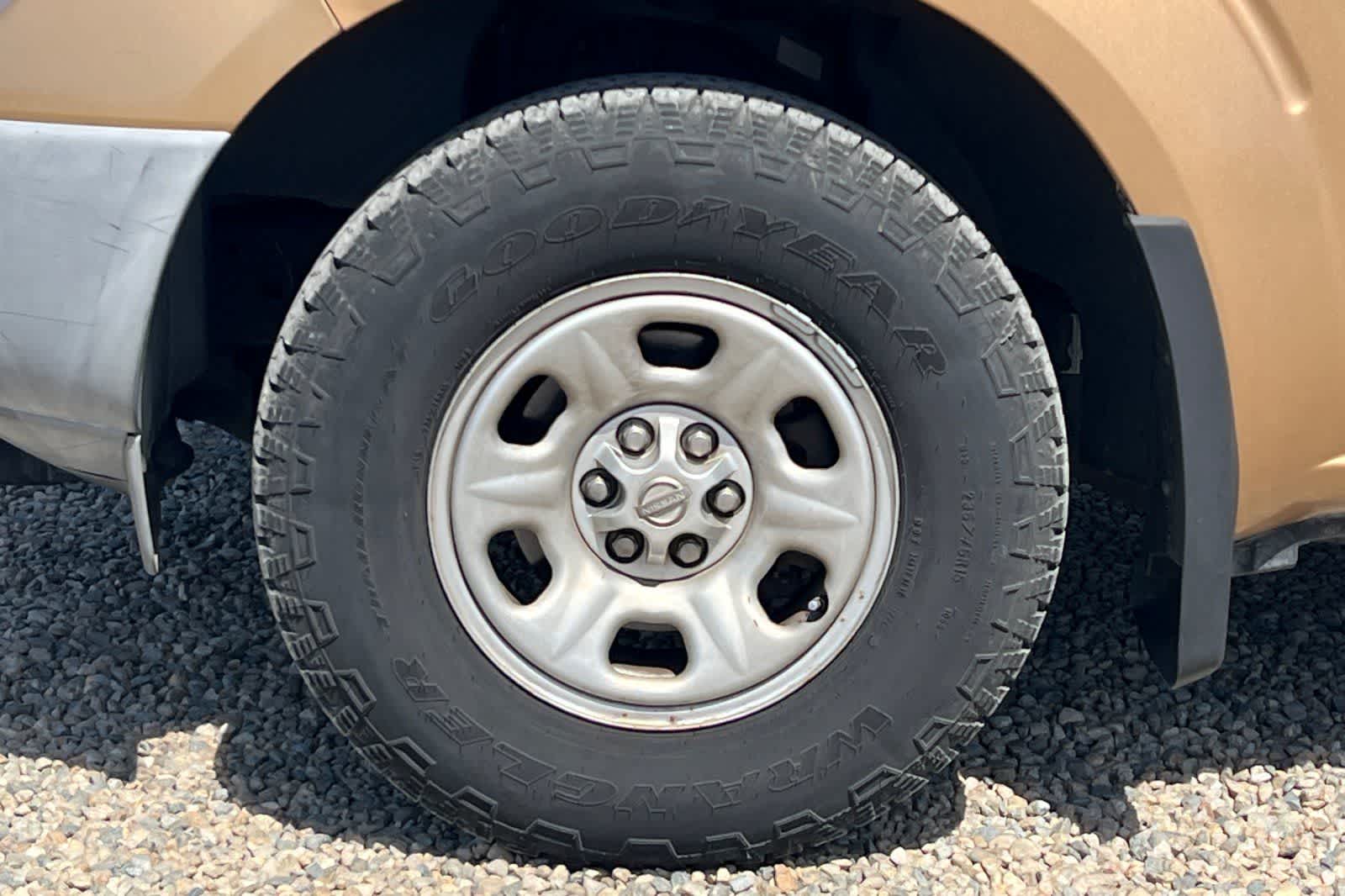 Thumbnail: 2005 Nissan Frontier - 12