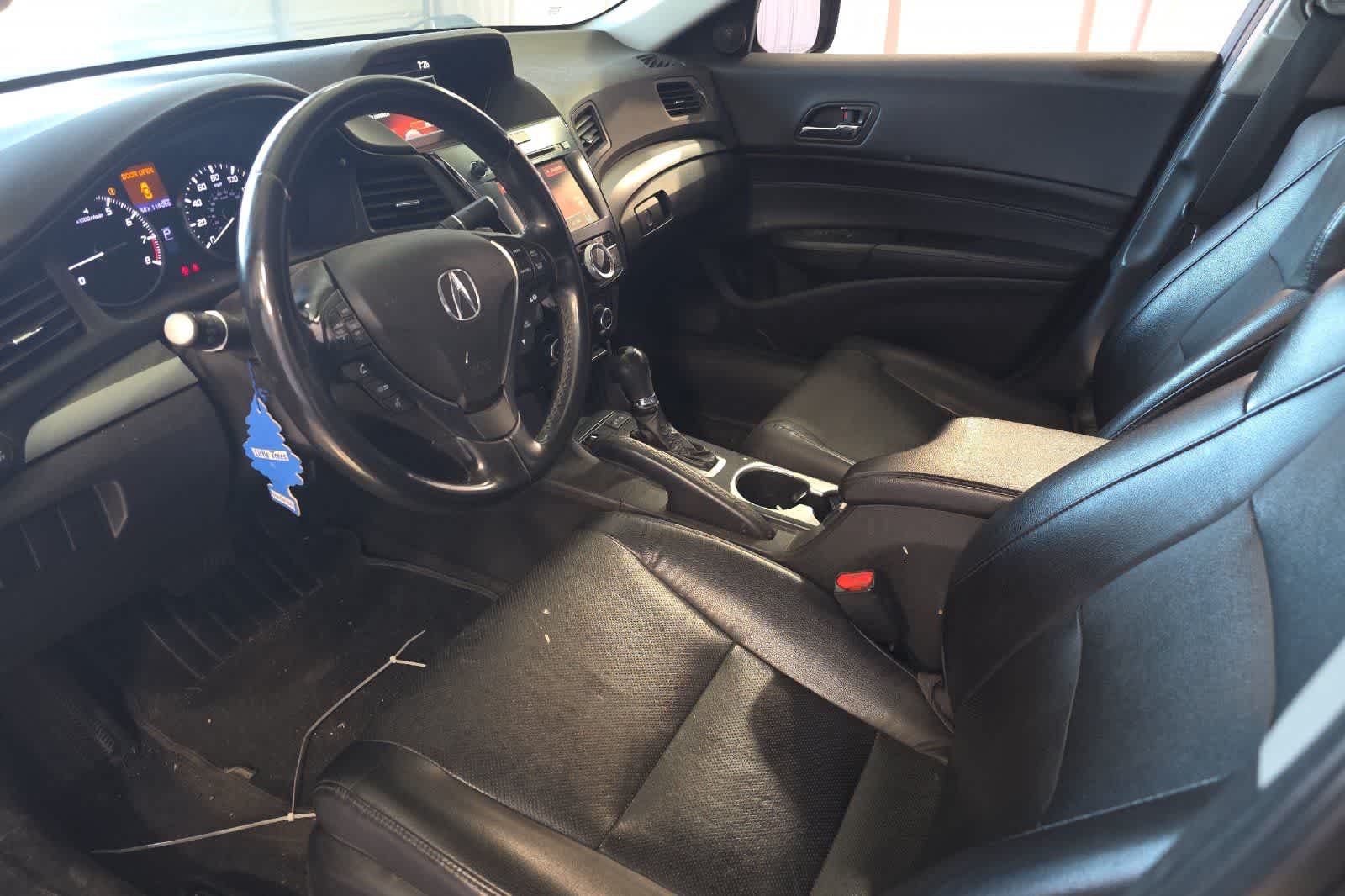 Thumbnail: 2017 Acura ILX - 14