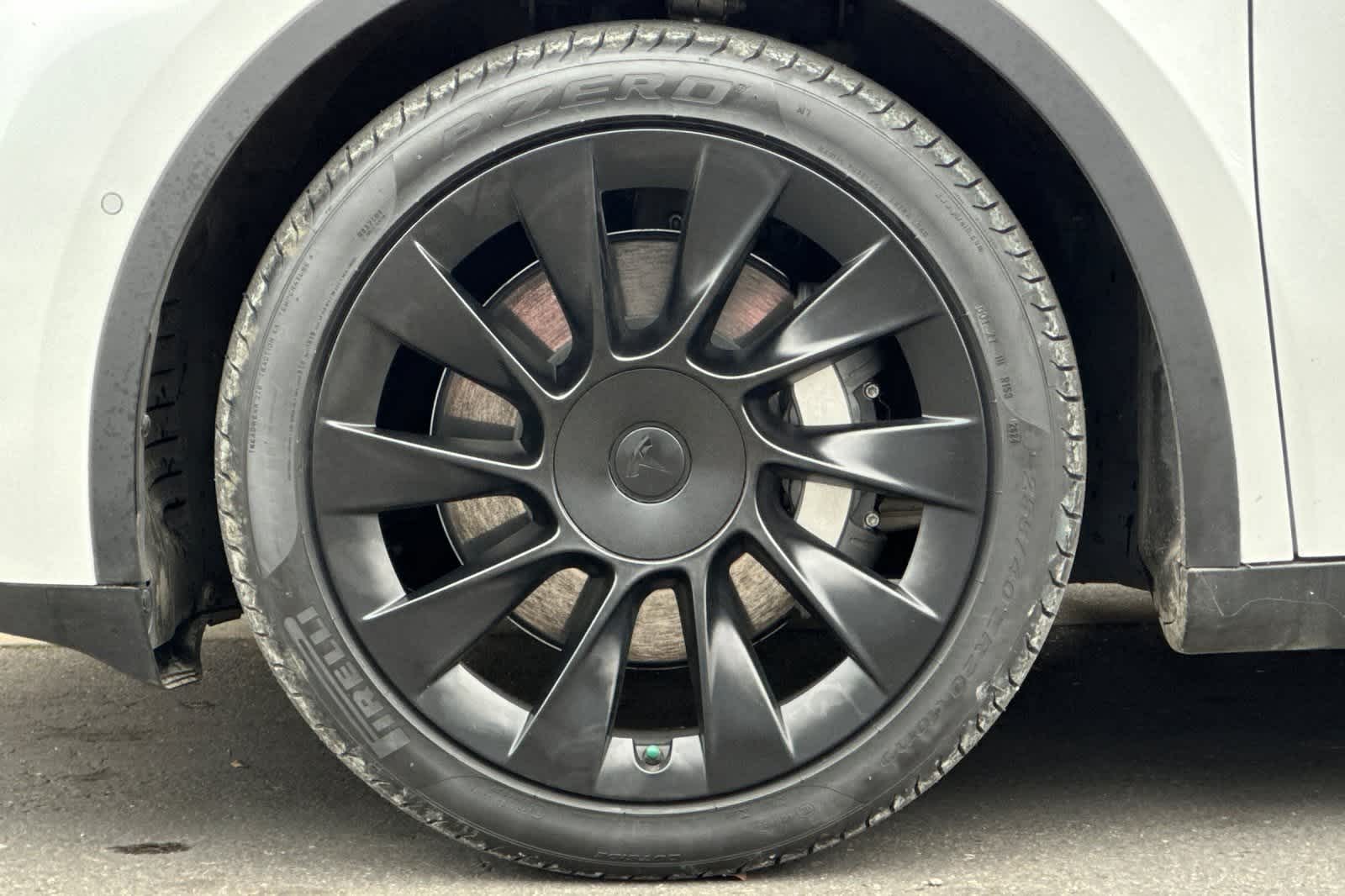 Thumbnail: 2022 Tesla Model Y - 35