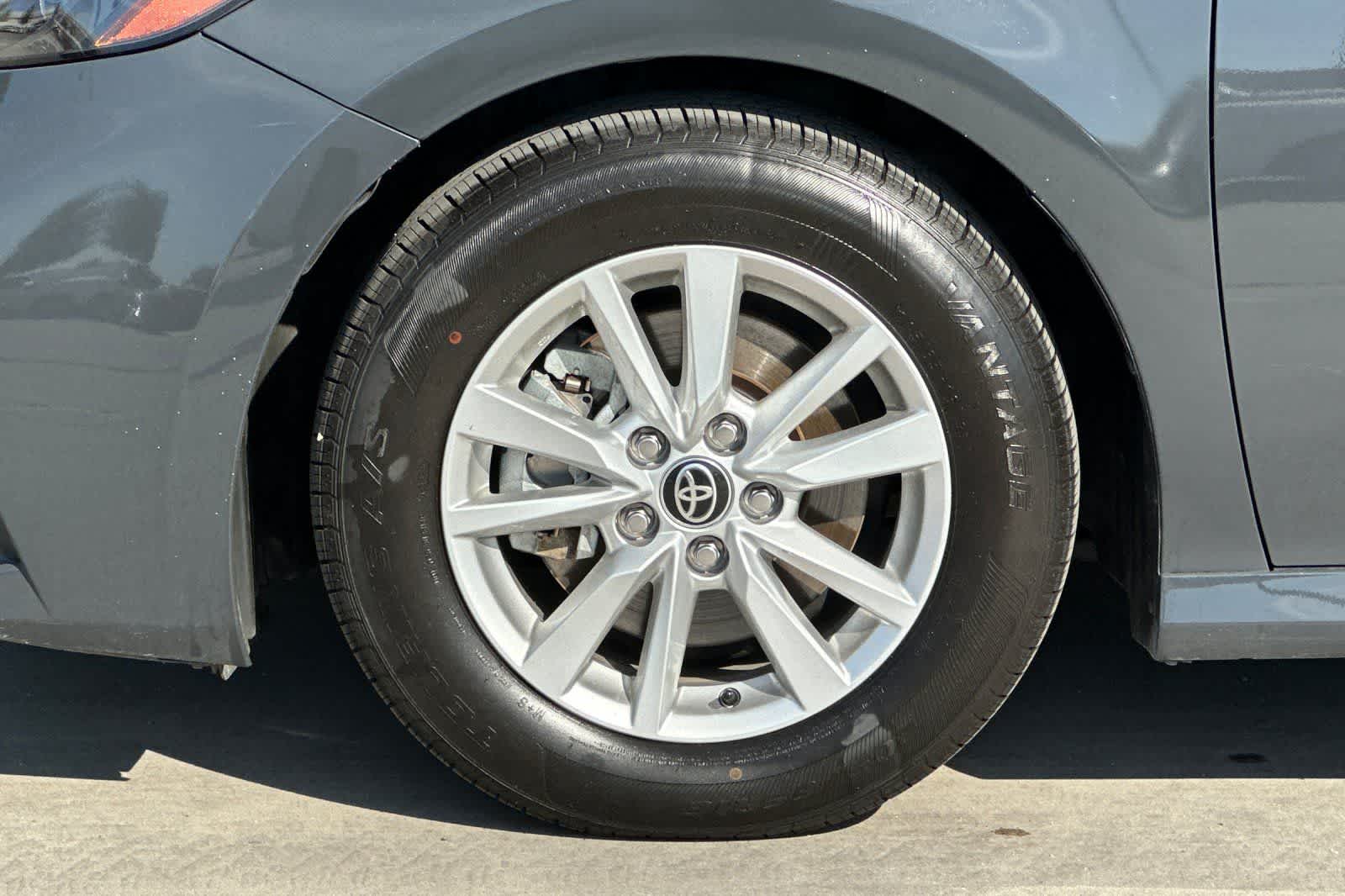 Thumbnail: 2025 Toyota Camry - 12