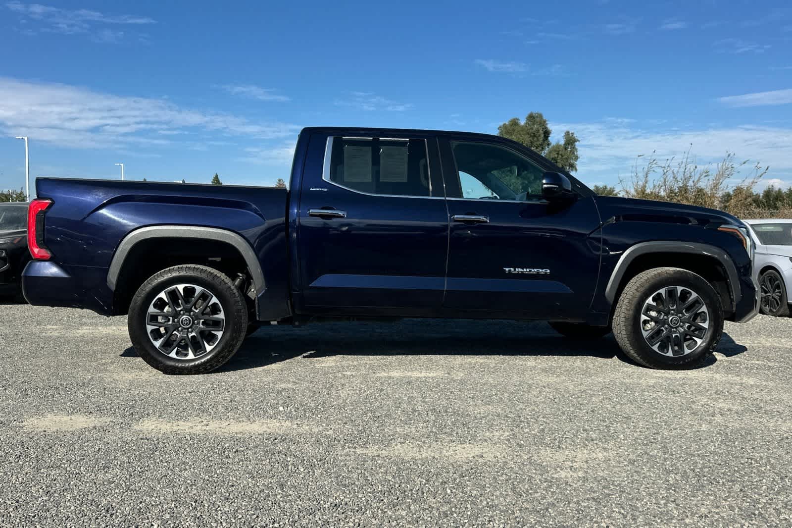 Thumbnail: 2023 Toyota Tundra - 9