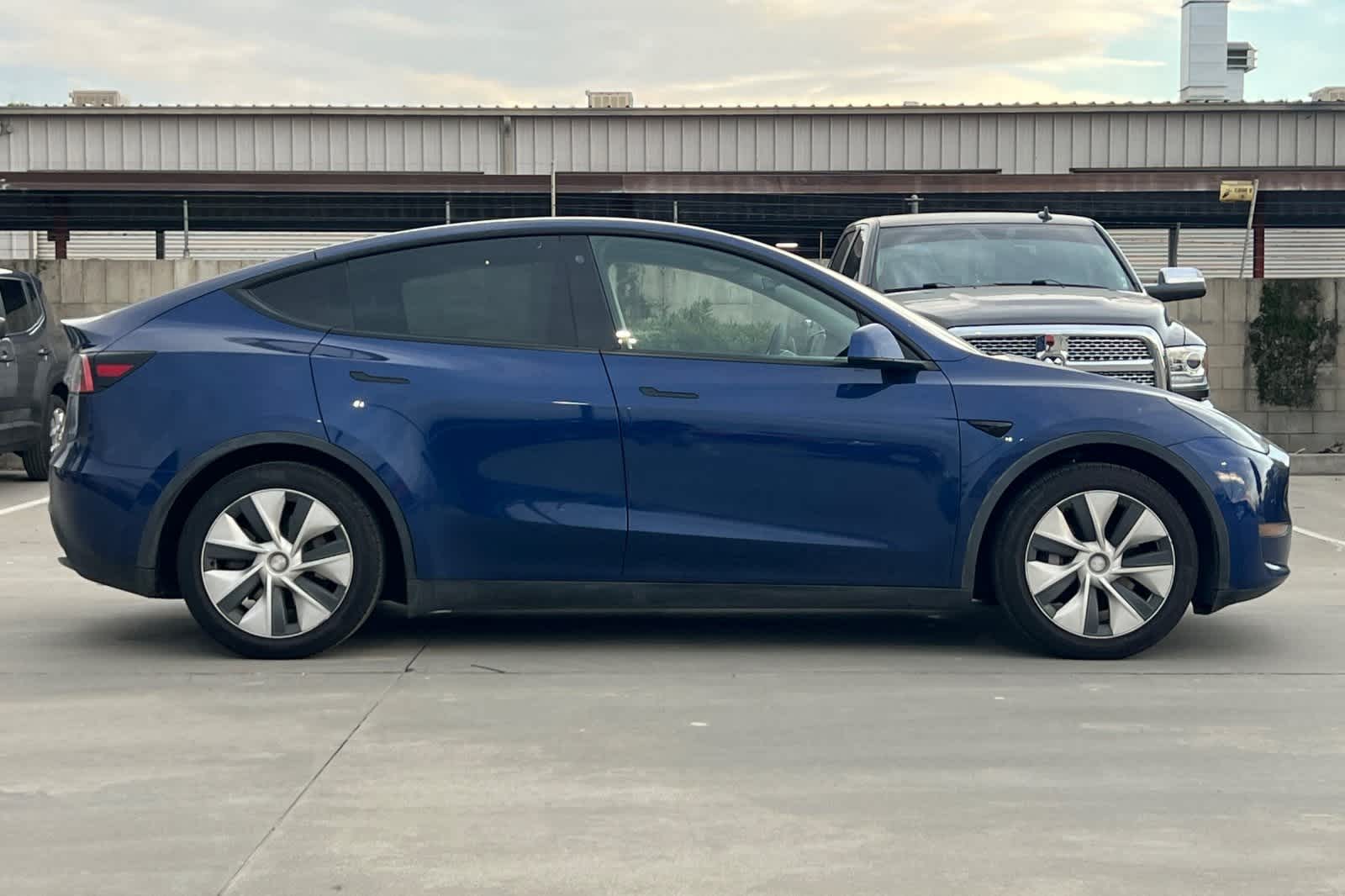 Thumbnail: 2021 Tesla Model Y - 9