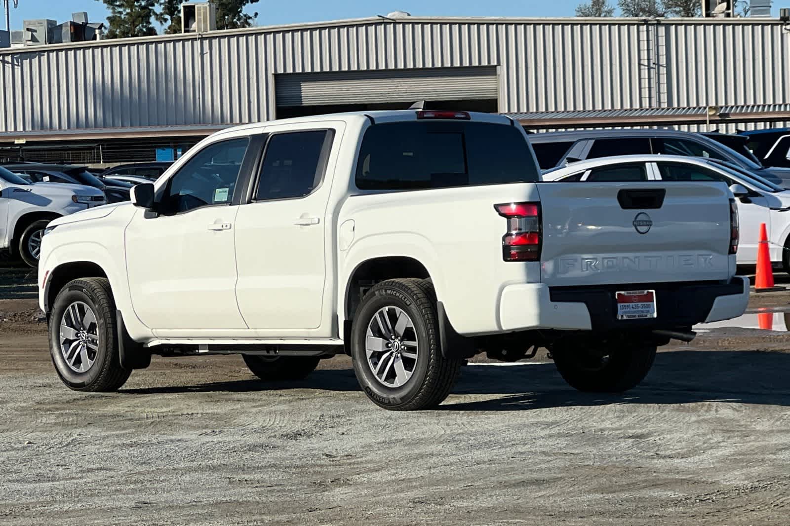 2025 Nissan Frontier SV 6