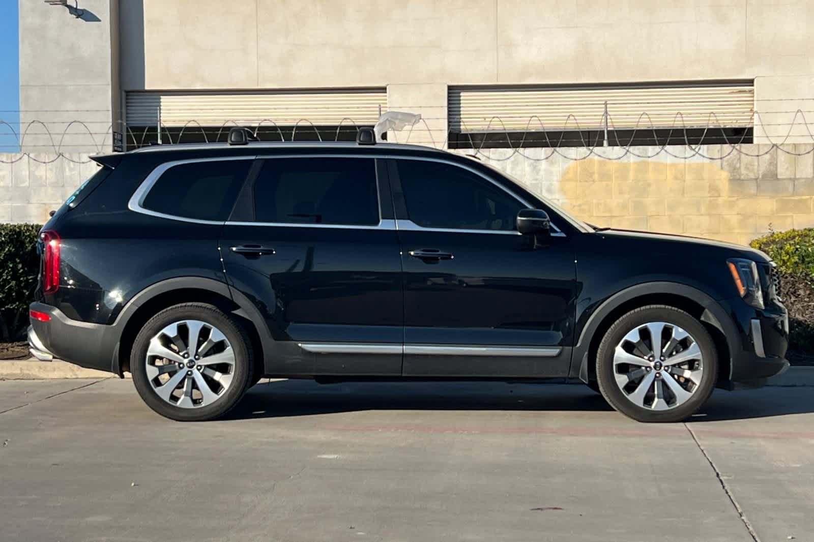 Thumbnail: 2020 Kia Telluride - 9