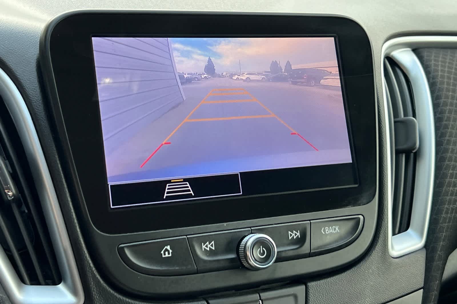 Thumbnail: 2024 Chevrolet Malibu - 22