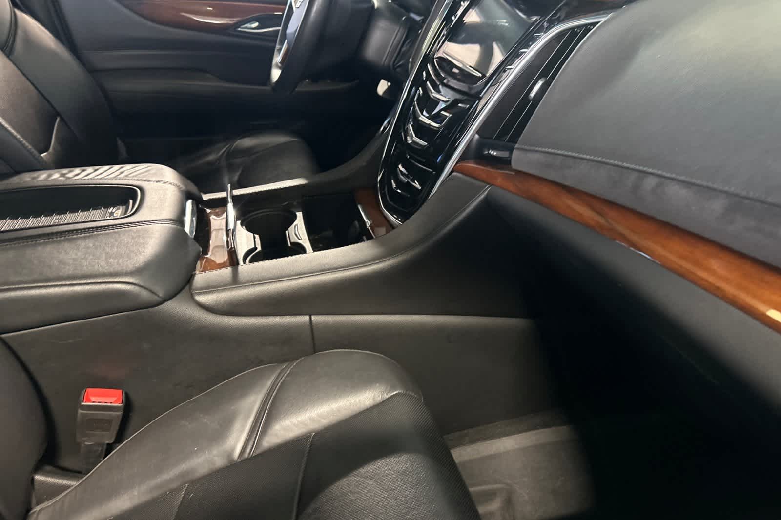 2017 Cadillac Escalade Luxury 18