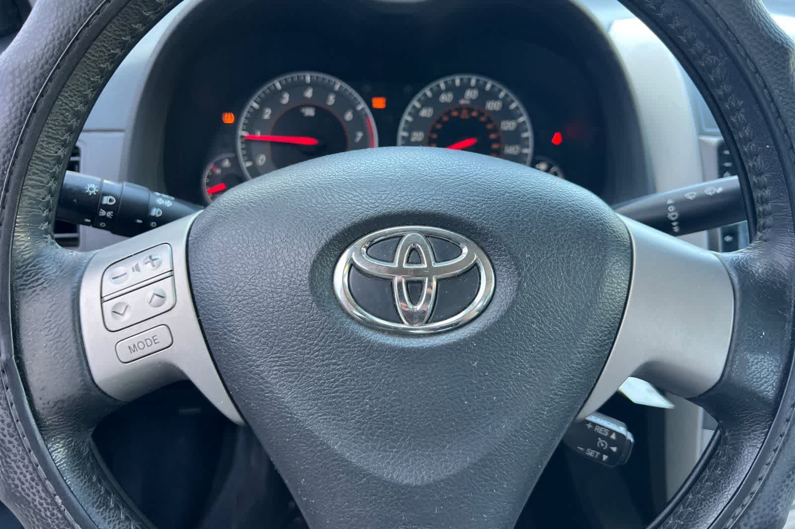 Thumbnail: 2010 Toyota Corolla - 22