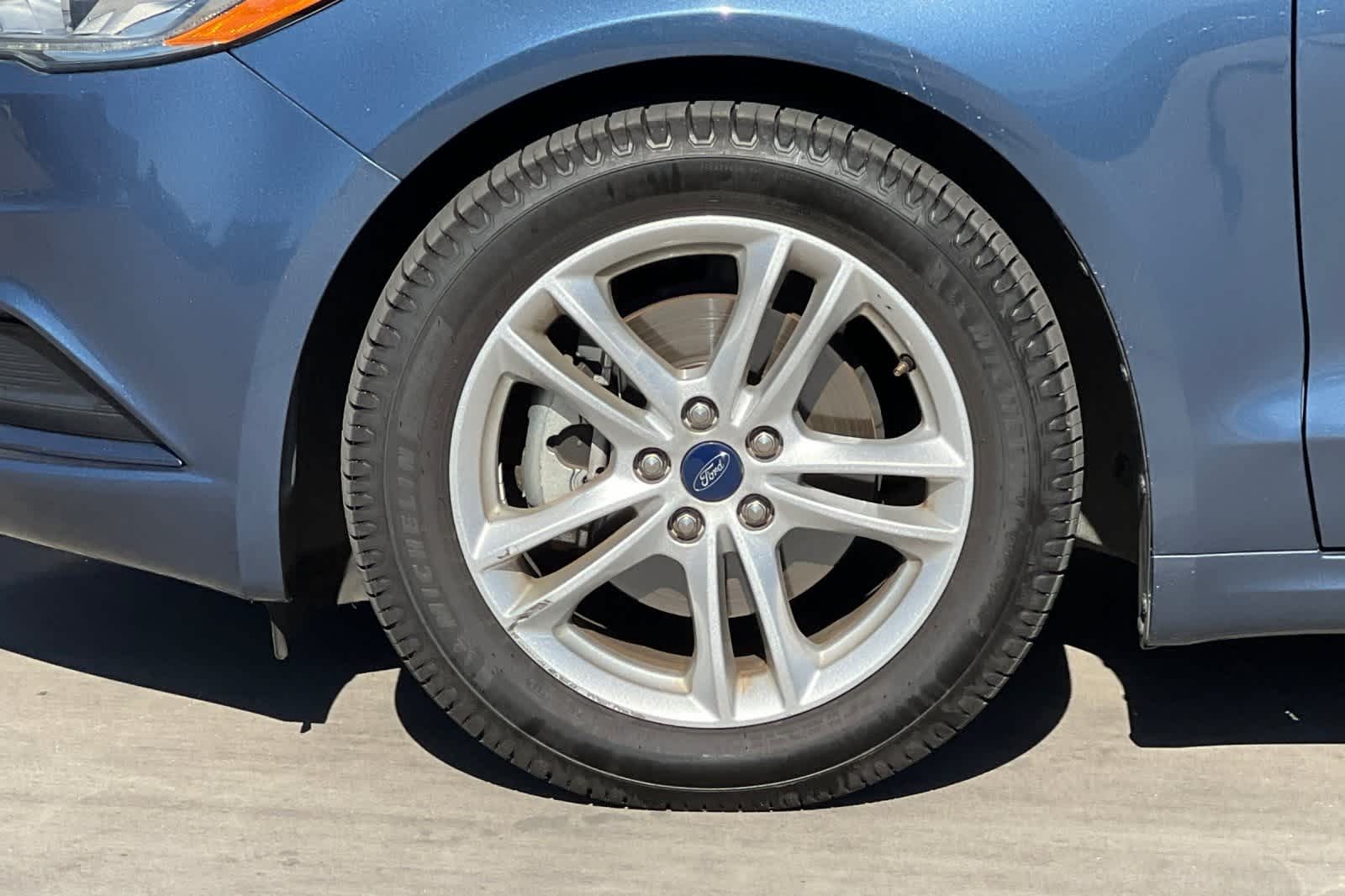 Thumbnail: 2018 Ford Fusion - 12