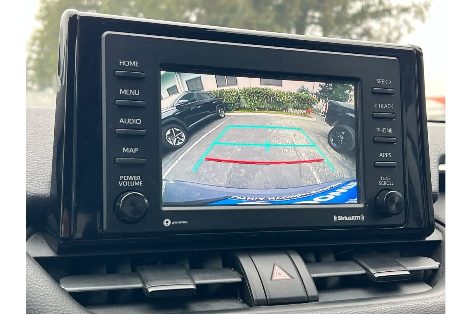 Thumbnail: 2020 Toyota RAV4 - 21