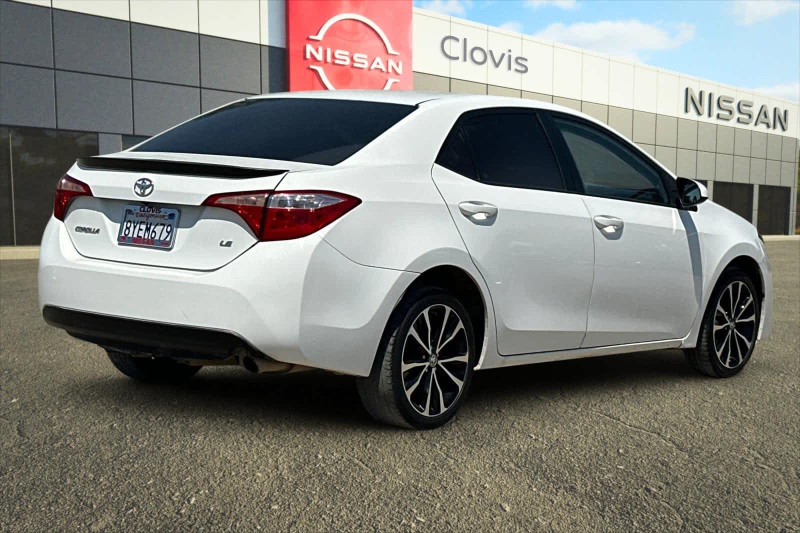 Thumbnail: 2017 Toyota Corolla - 3