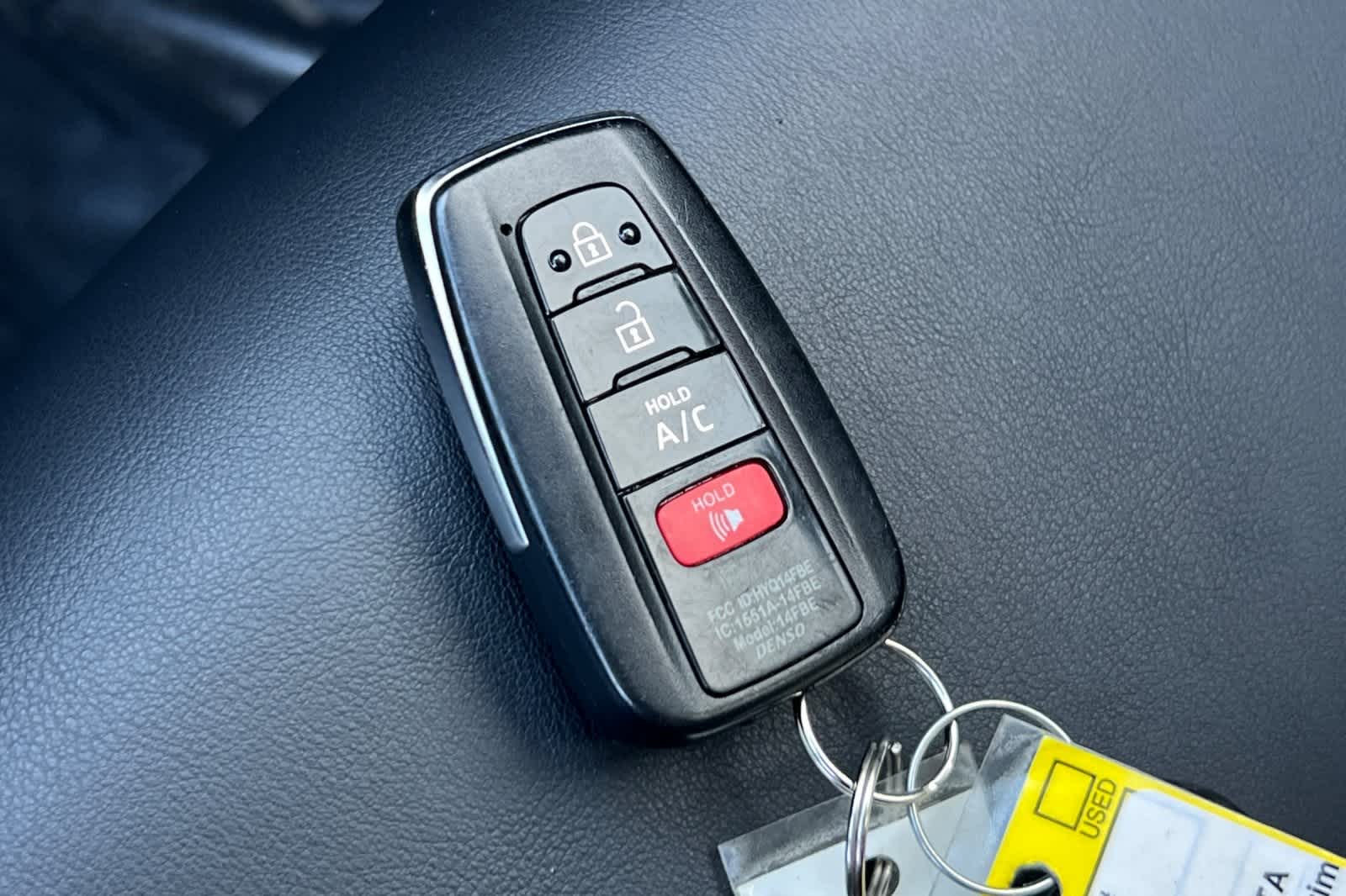 Thumbnail: 2019 Toyota Prius Prime - 24