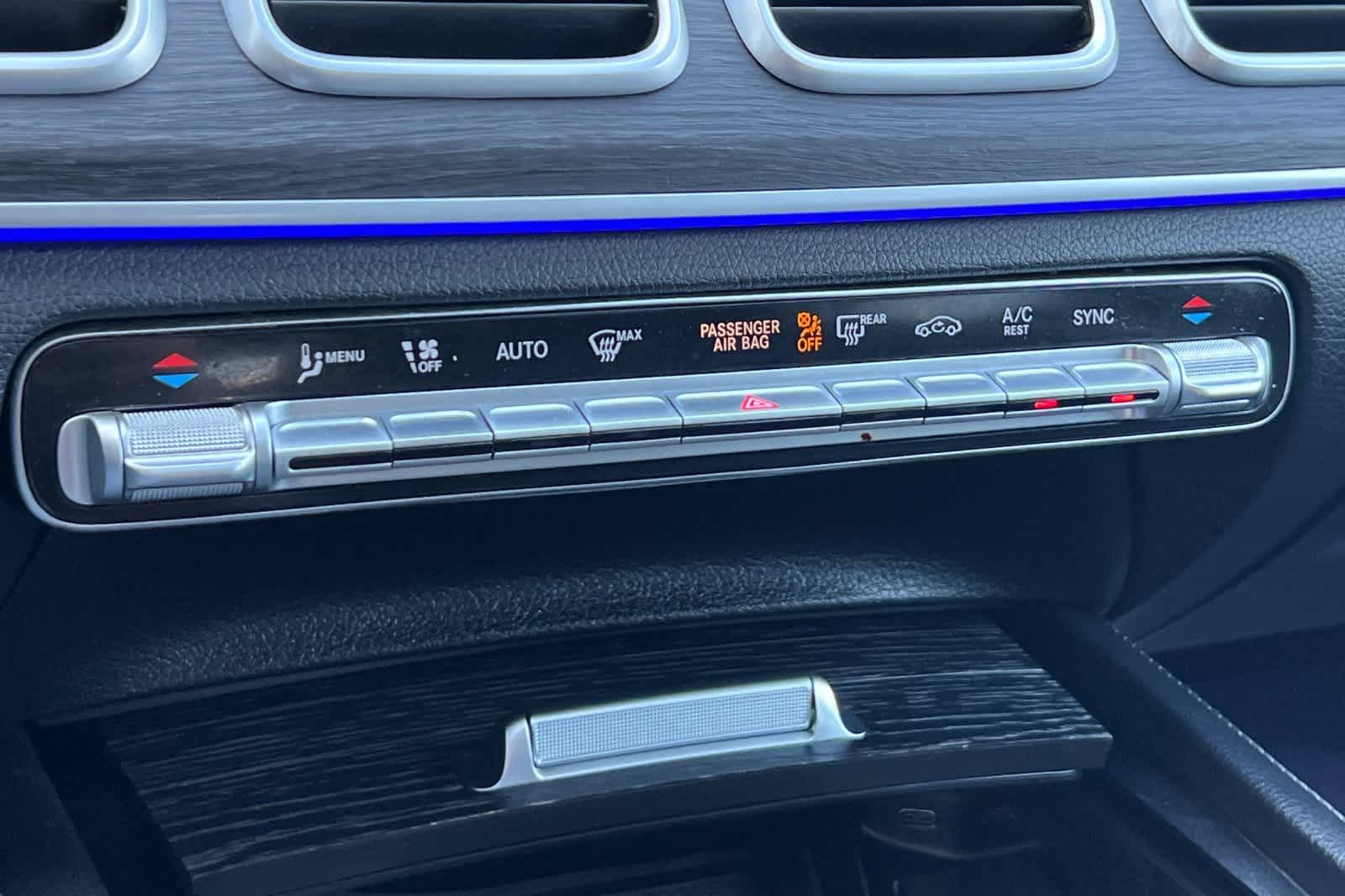 Thumbnail: 2022 Mercedes-Benz GLE - 26