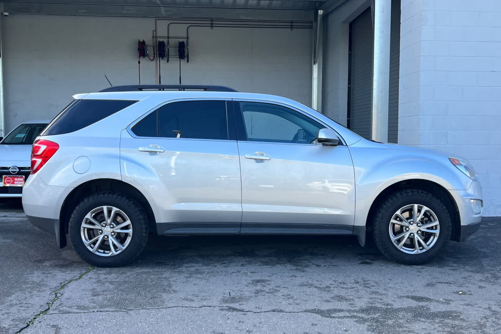 Thumbnail: 2016 Chevrolet Equinox - 9