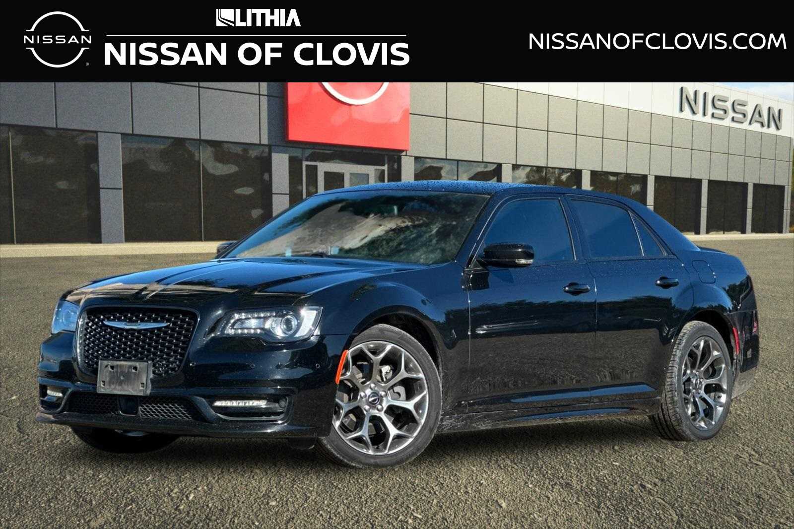 Thumbnail: 2018 Chrysler 300 - 1