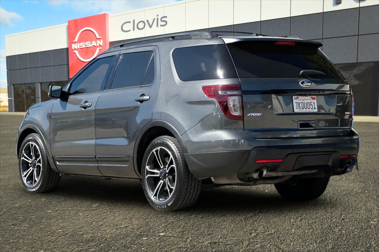 Thumbnail: 2015 Ford Explorer - 7