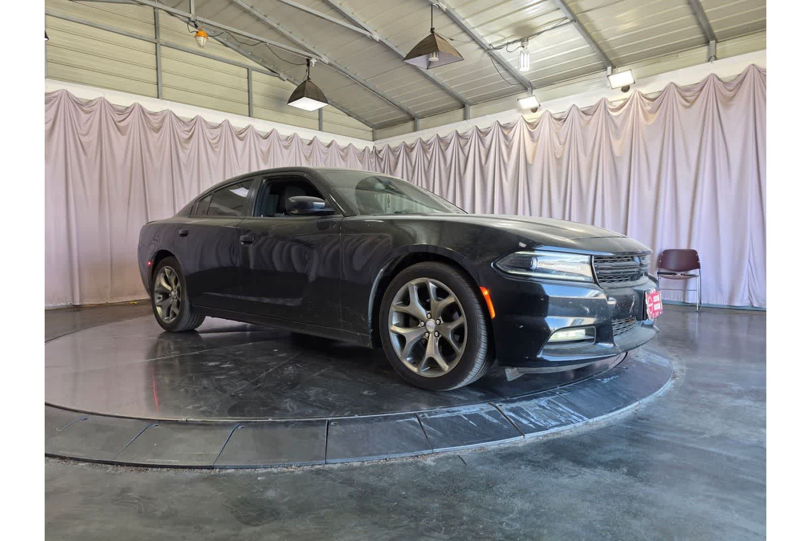 Thumbnail: 2016 Dodge Charger - 4