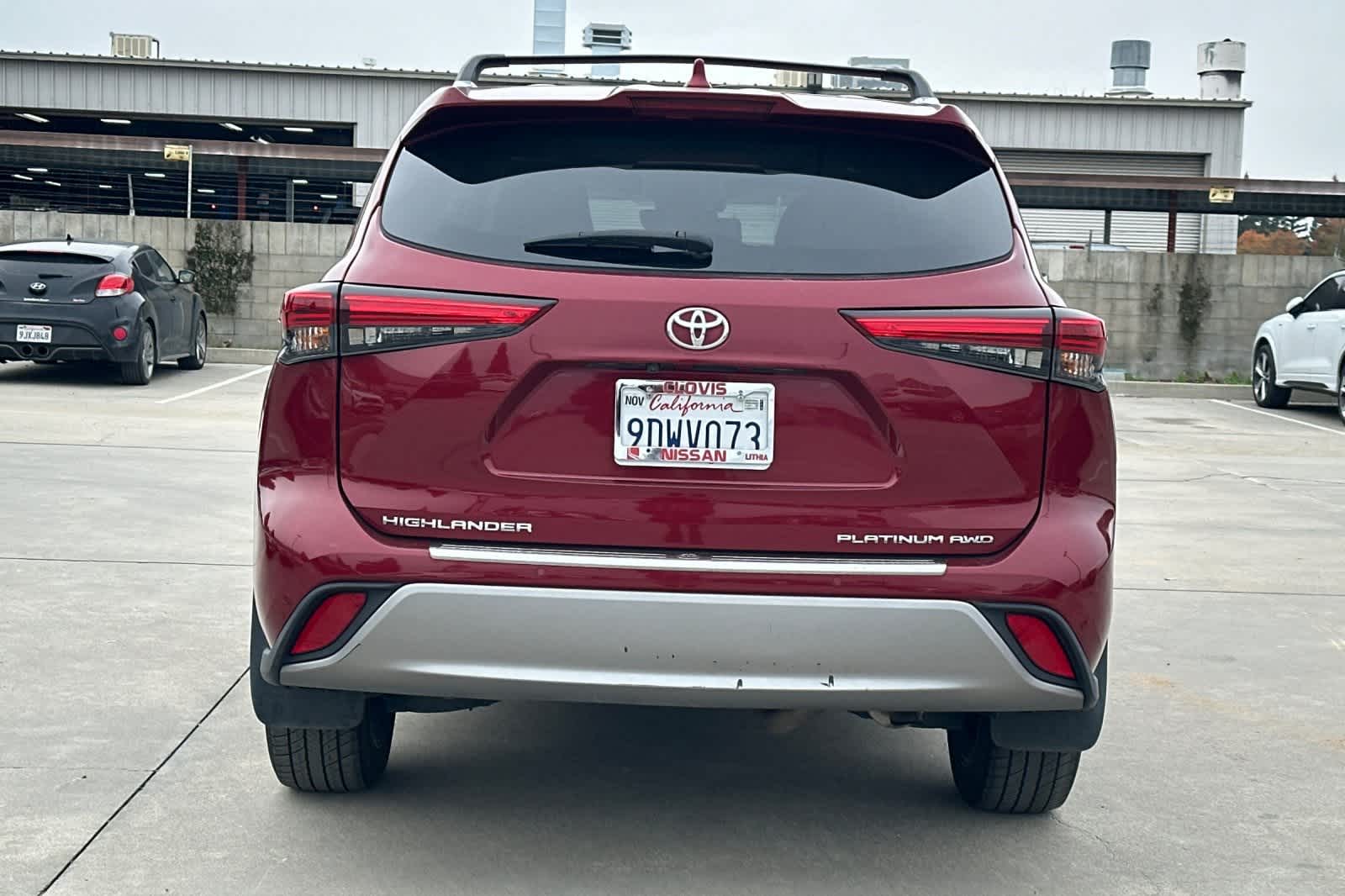 Thumbnail: 2022 Toyota Highlander - 8