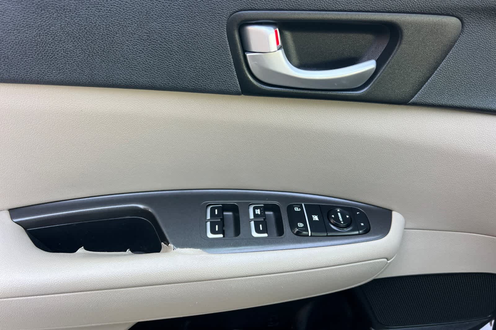 Thumbnail: 2018 Kia Optima - 13