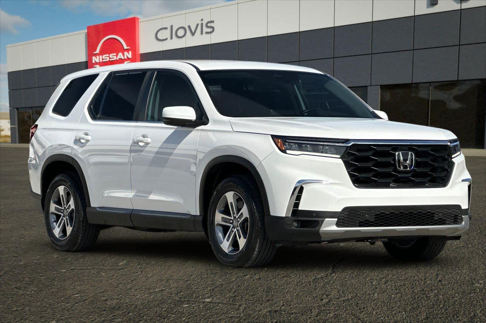Thumbnail: 2024 Honda Pilot - 10
