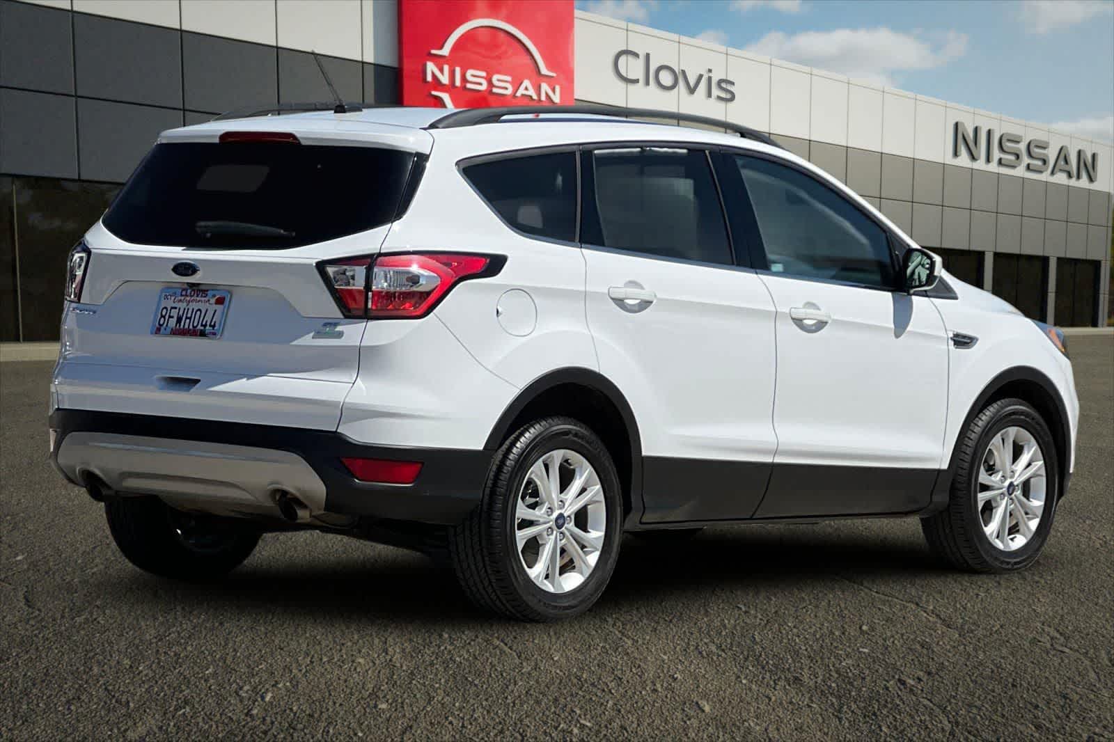 Thumbnail: 2018 Ford Escape - 3