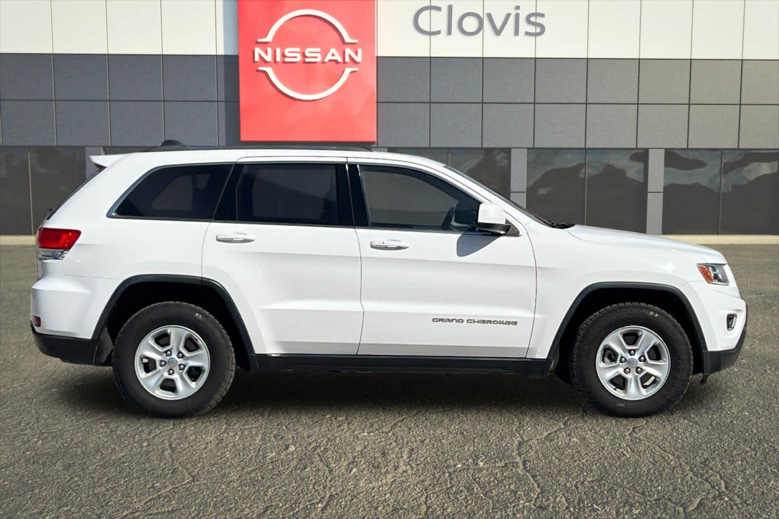 Thumbnail: 2014 Jeep Grand Cherokee - 9