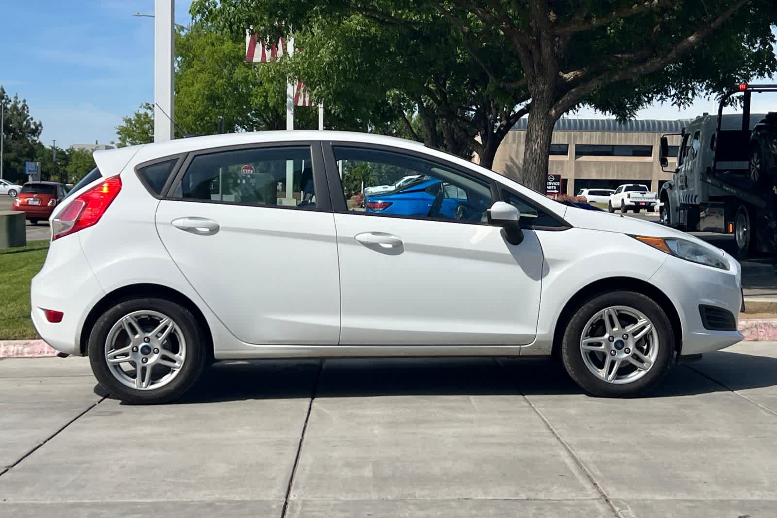 Thumbnail: 2019 Ford Fiesta - 9