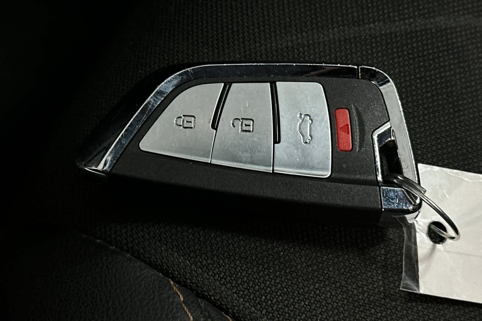 Thumbnail: 2019 Chevrolet Trax - 24